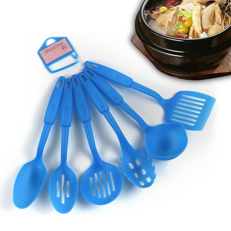 Cuillères et spatules en silicone résistantes à la chaleur présentées en éventail