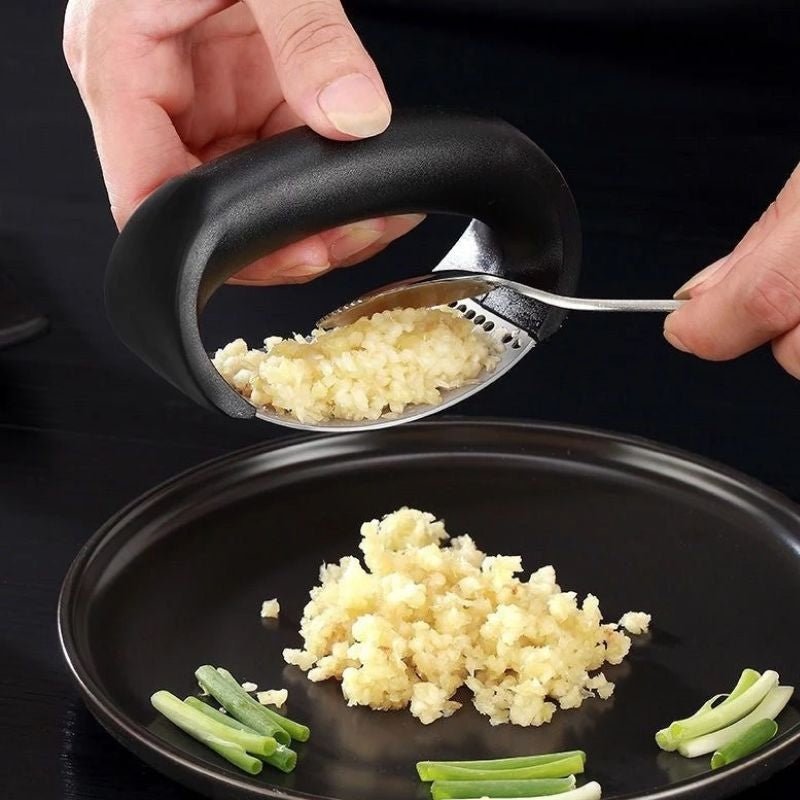 Presse-Ail et Hacheur Manuel – Broyeur Ail Oignon Inox - outil de cuisine facile à utiliser